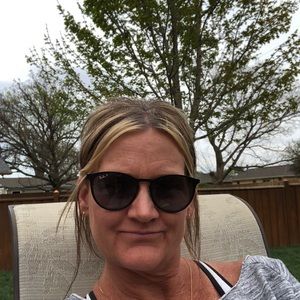 Meet your Posher, Jenny